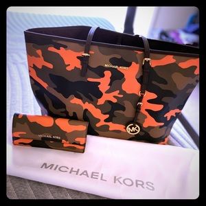 Michael Kors camo bag and wallet with dust bag